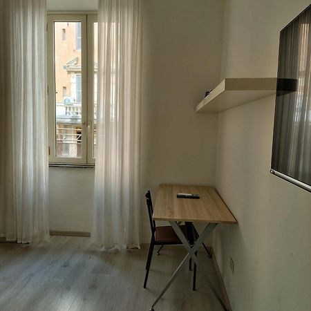 Vivirome - 2 Bedrooms Apartment - San Giovanni Екстериор снимка